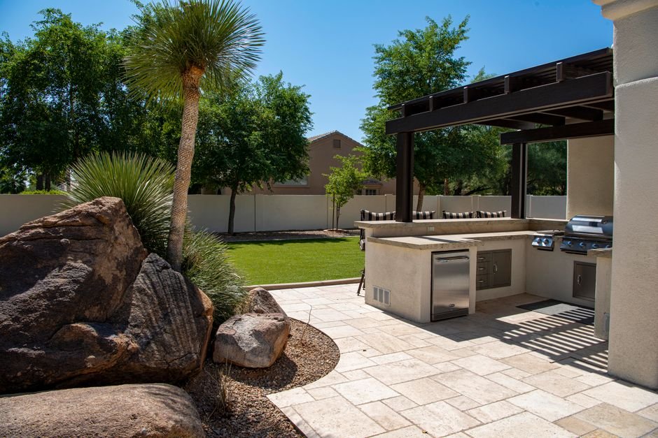 backyard patio pavers