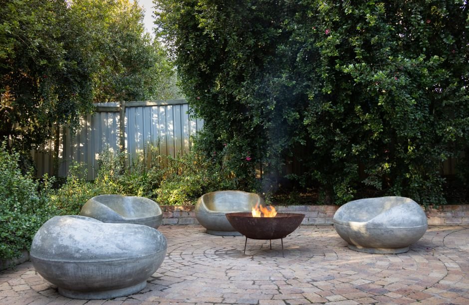 backyard seating fire pit